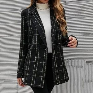 Lapel neck tweed blazer